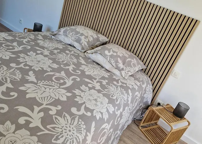 Petite Maison De * Cerences (Manche)