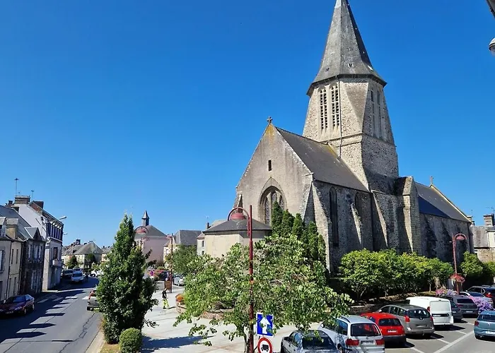 Petite Maison De Appartement Cerences (Manche)